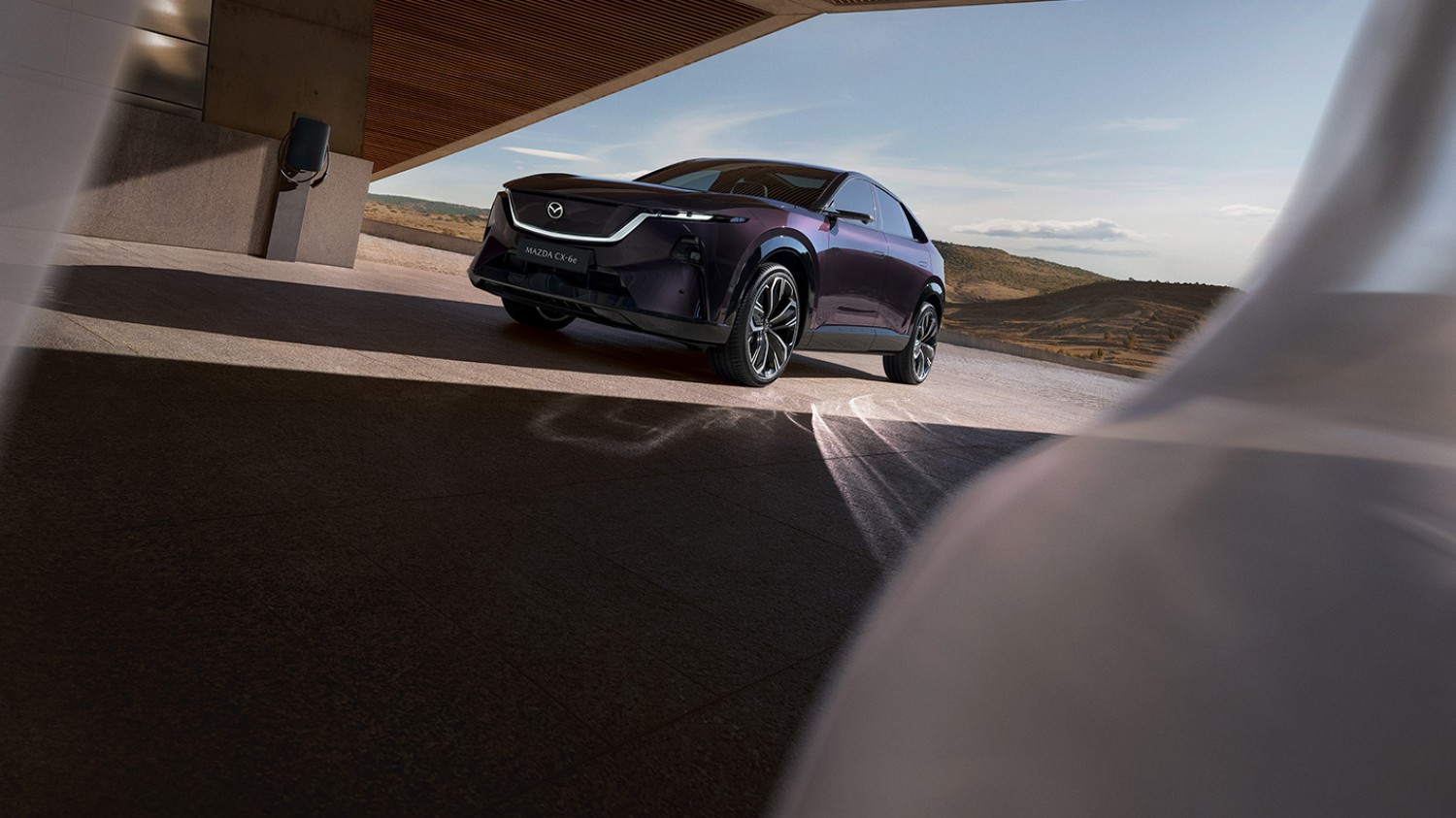 DECOUVREZ LA ALL-NEW MAZDA CX-6e 